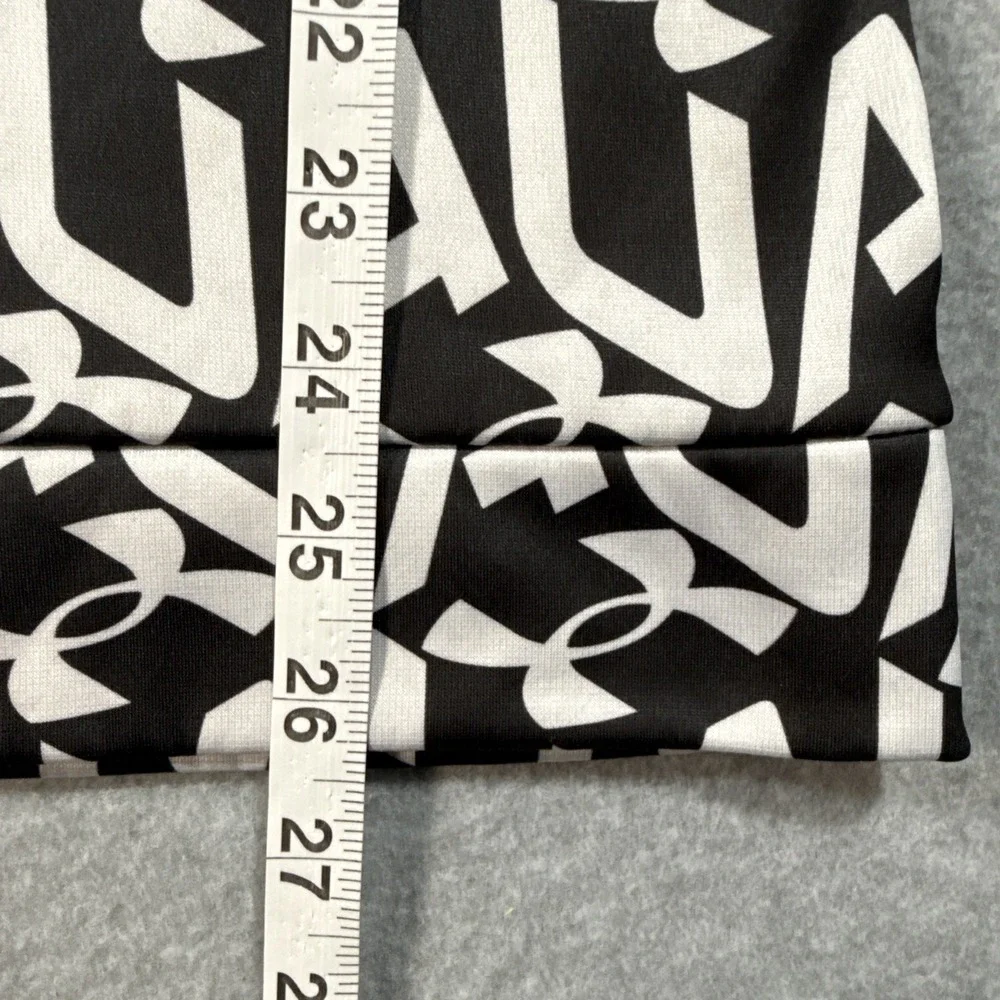 Under Armour Boys YXL XL Graphic Print Logo Black White Hoodie Pullover Shirt 18